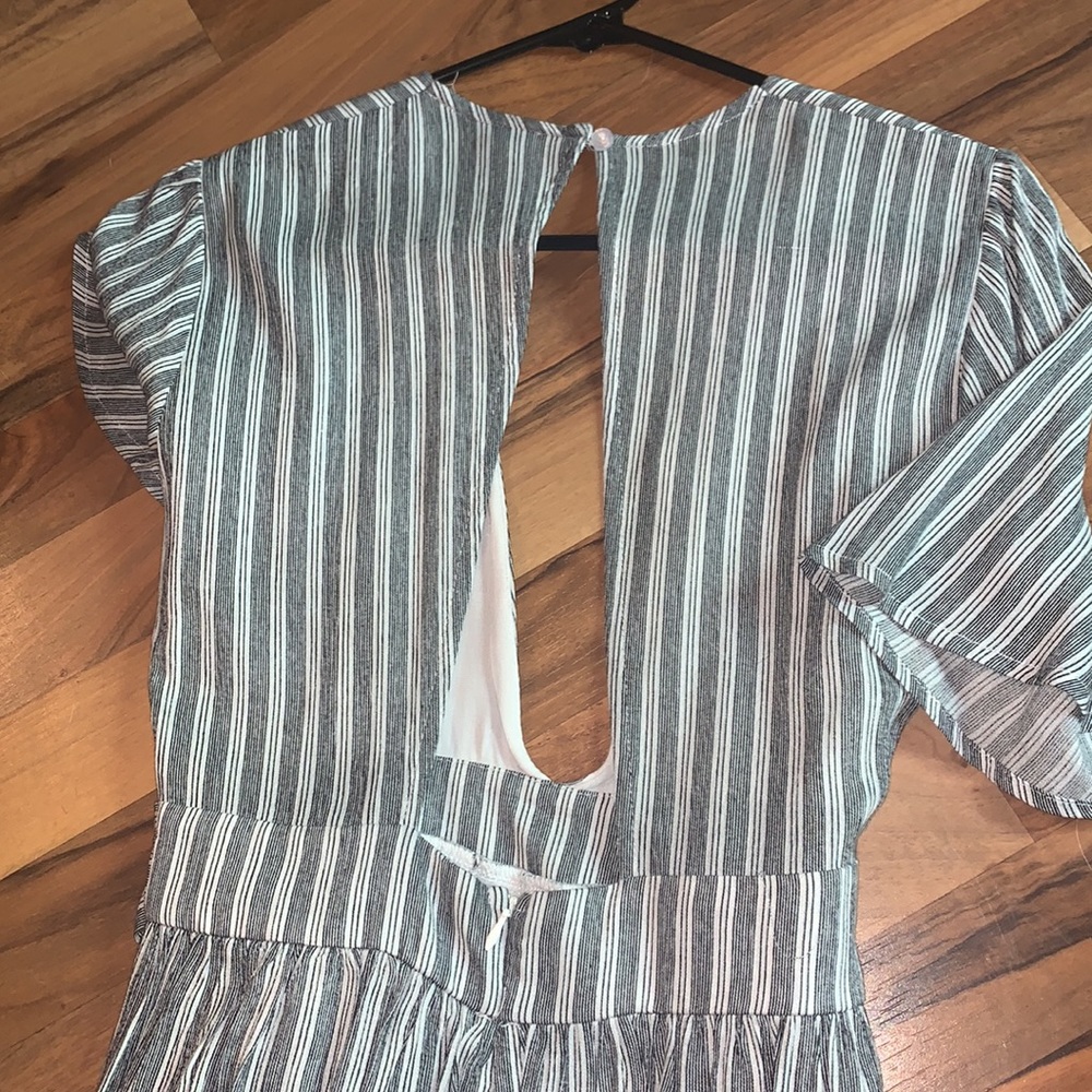 Romper - Picture 4 of 4